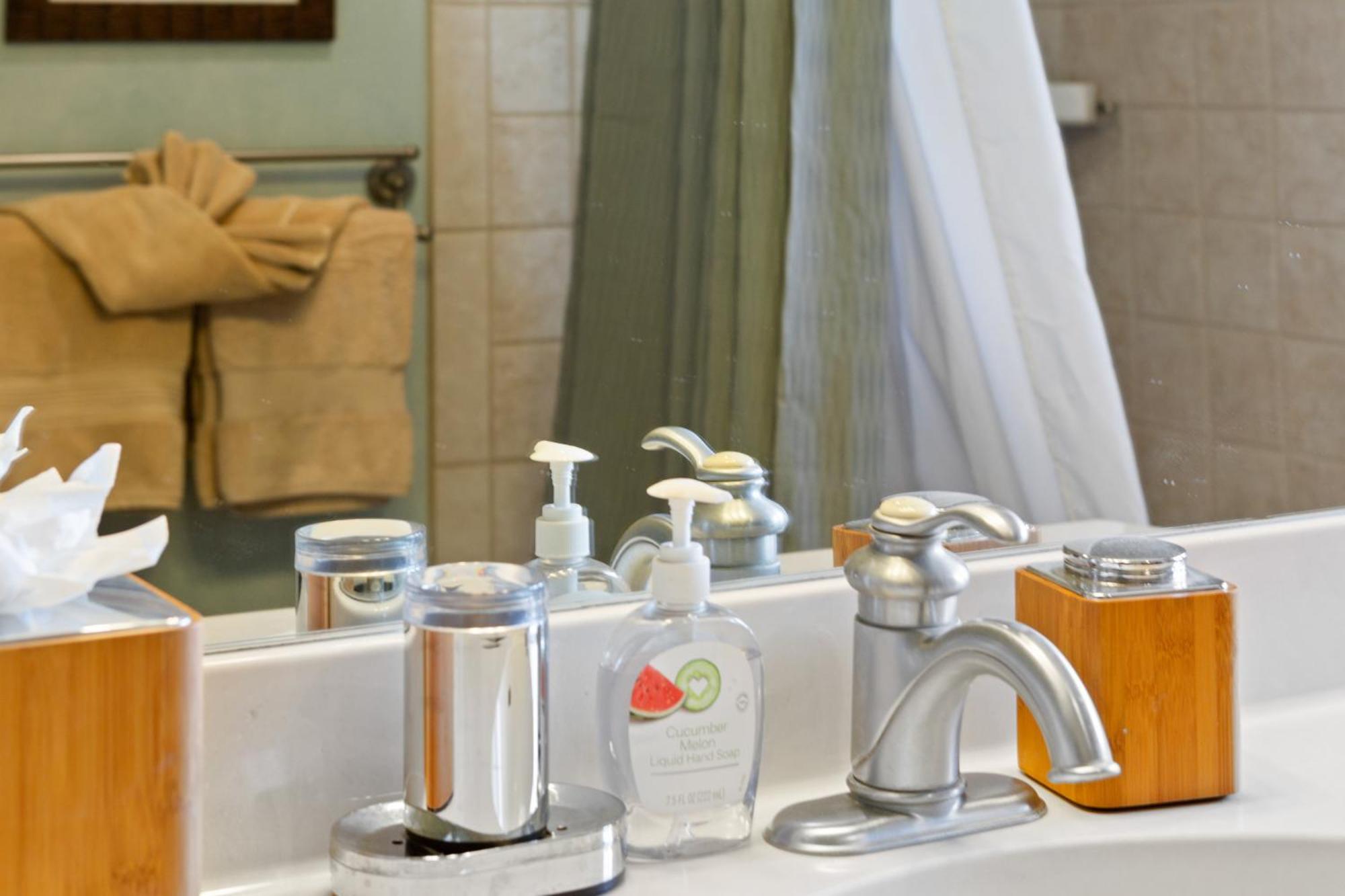 Studio With Mini Kitchen, Pool And Bbq, Pre-Renovation Summer Sale Kihei Bagian luar foto
