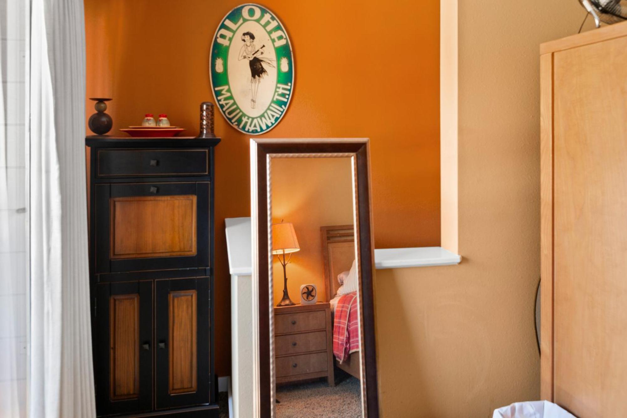 Studio With Mini Kitchen, Pool And Bbq, Pre-Renovation Summer Sale Kihei Bagian luar foto